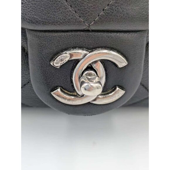 Pre-owned Chanel Quilted Sheepskin Rocks Ruthenium Hardware Small Flap Black - Picture 13 of 16